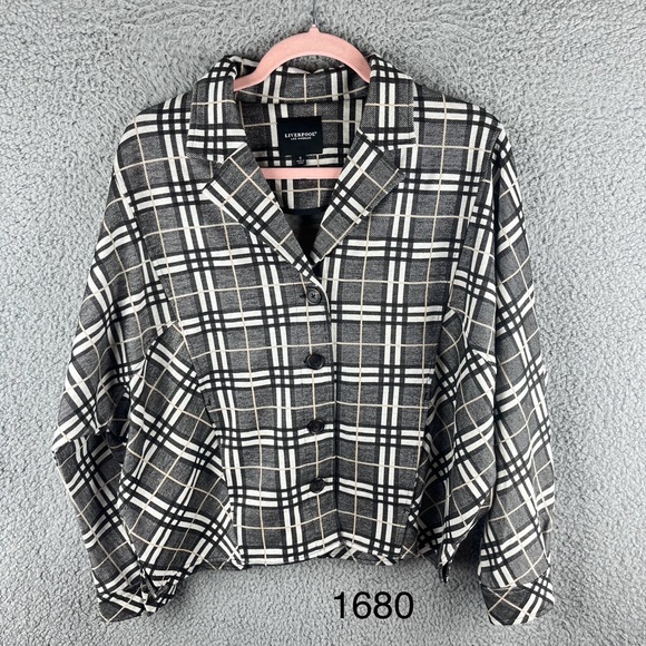 Liverpool Jackets & Blazers - Liverpool Women’s Jacket Check Plaid Size S Button Up Black Cream Pockets Flawed